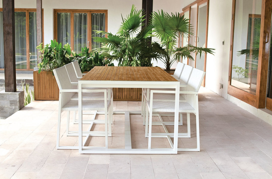 Patio Basket Decor | Aloha Sofa