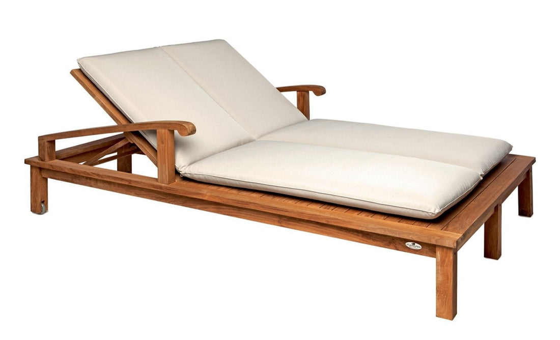 A double sunlounger with wheels, featuring a wooden frame and cushioning.