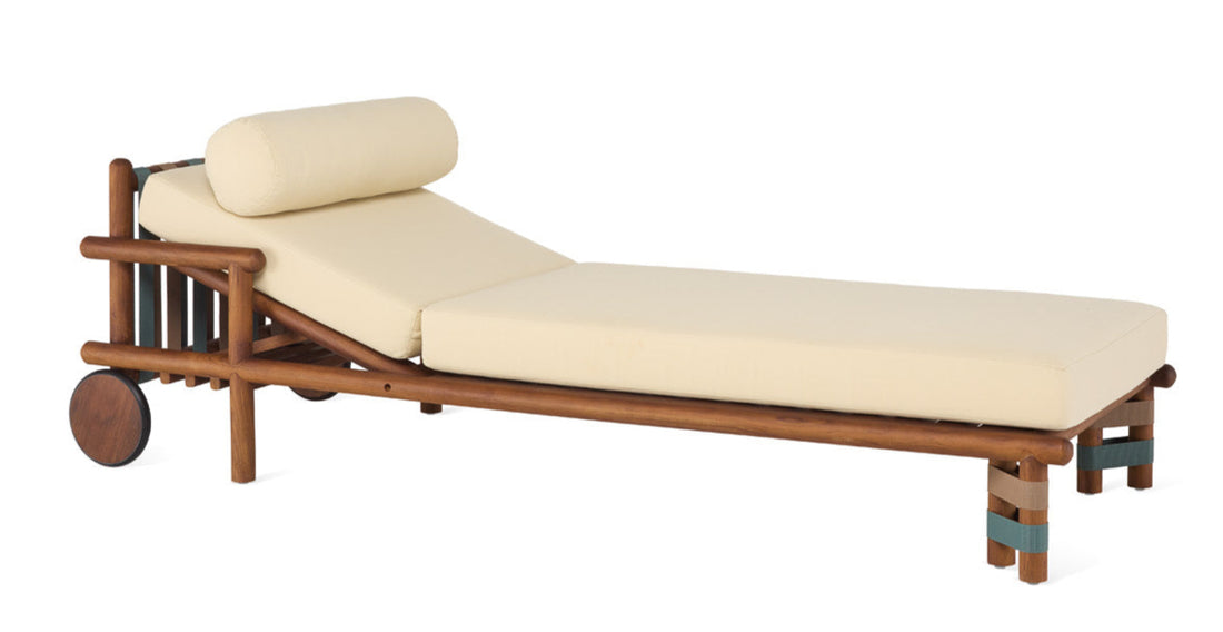 Lignes wooden sunlounger with adjustable backrest and cushions